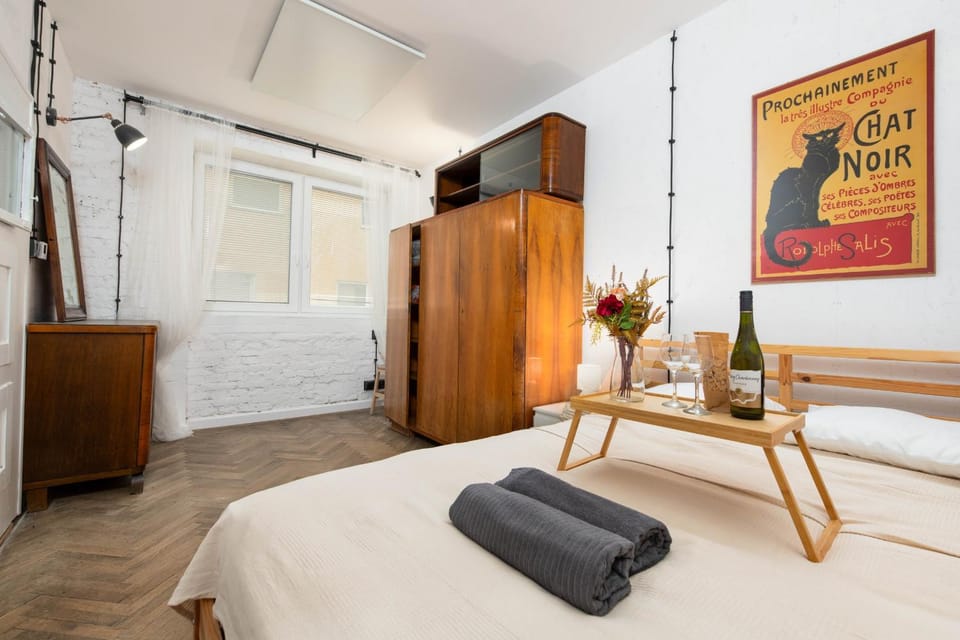 Communal lounge/ TV room, Bed, TV and multimedia, Photo of the whole room, Bedroom, towels