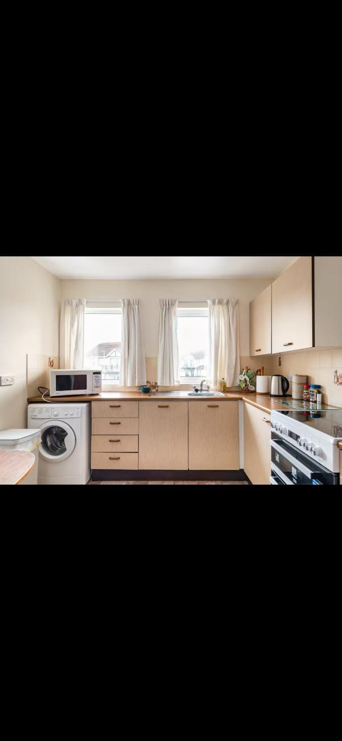 Central, Coastal, Family Flat Apartment in Portstewart
