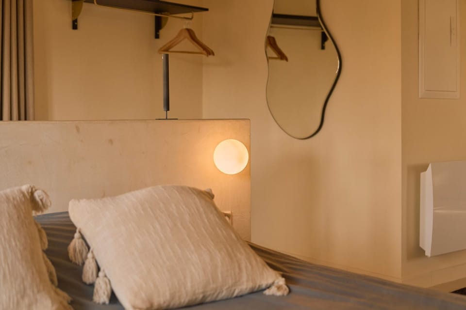 Suite climatisée et atypique - Centre Cognac - Calme et confort Apartment in Cognac
