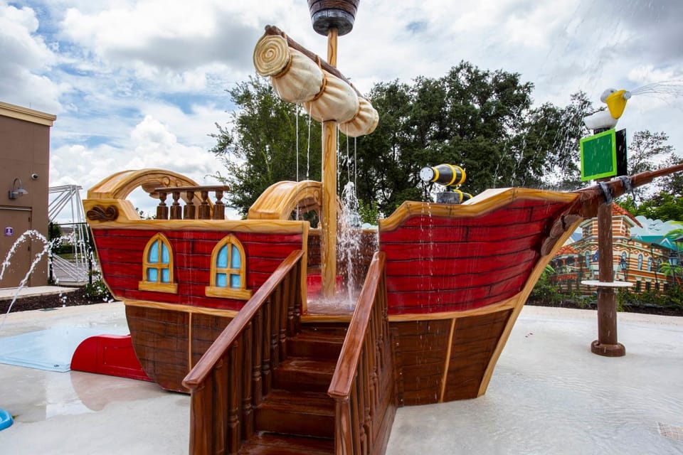 Pet Friendly Luxury Townhouse Minutes from Disney 350 House in Four Corners