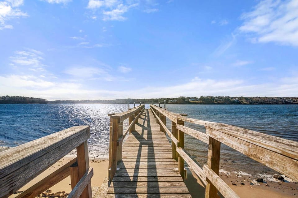 Waterfront on Follins Pond House in Yarmouth Port