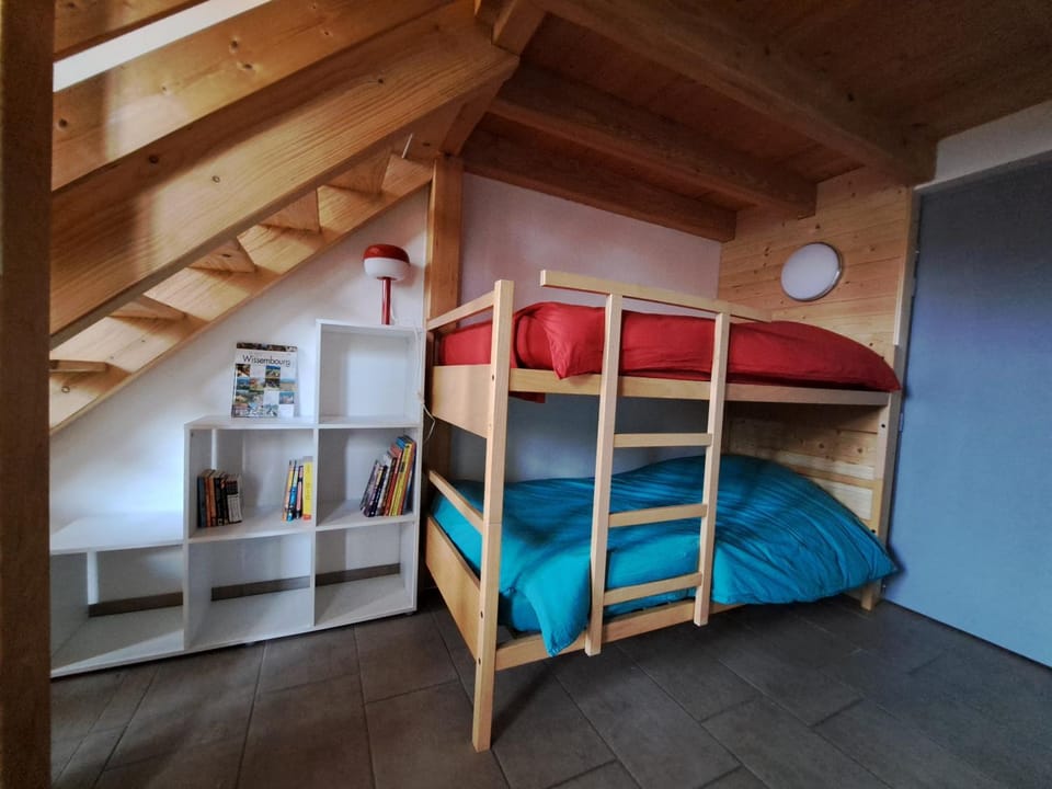 bunk bed