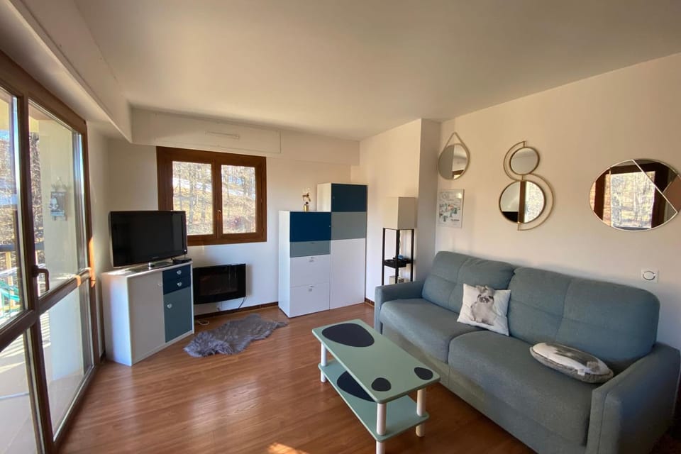 06CO beautiful apartment at the foot of the slopes with balcony Apartment in Piedmont