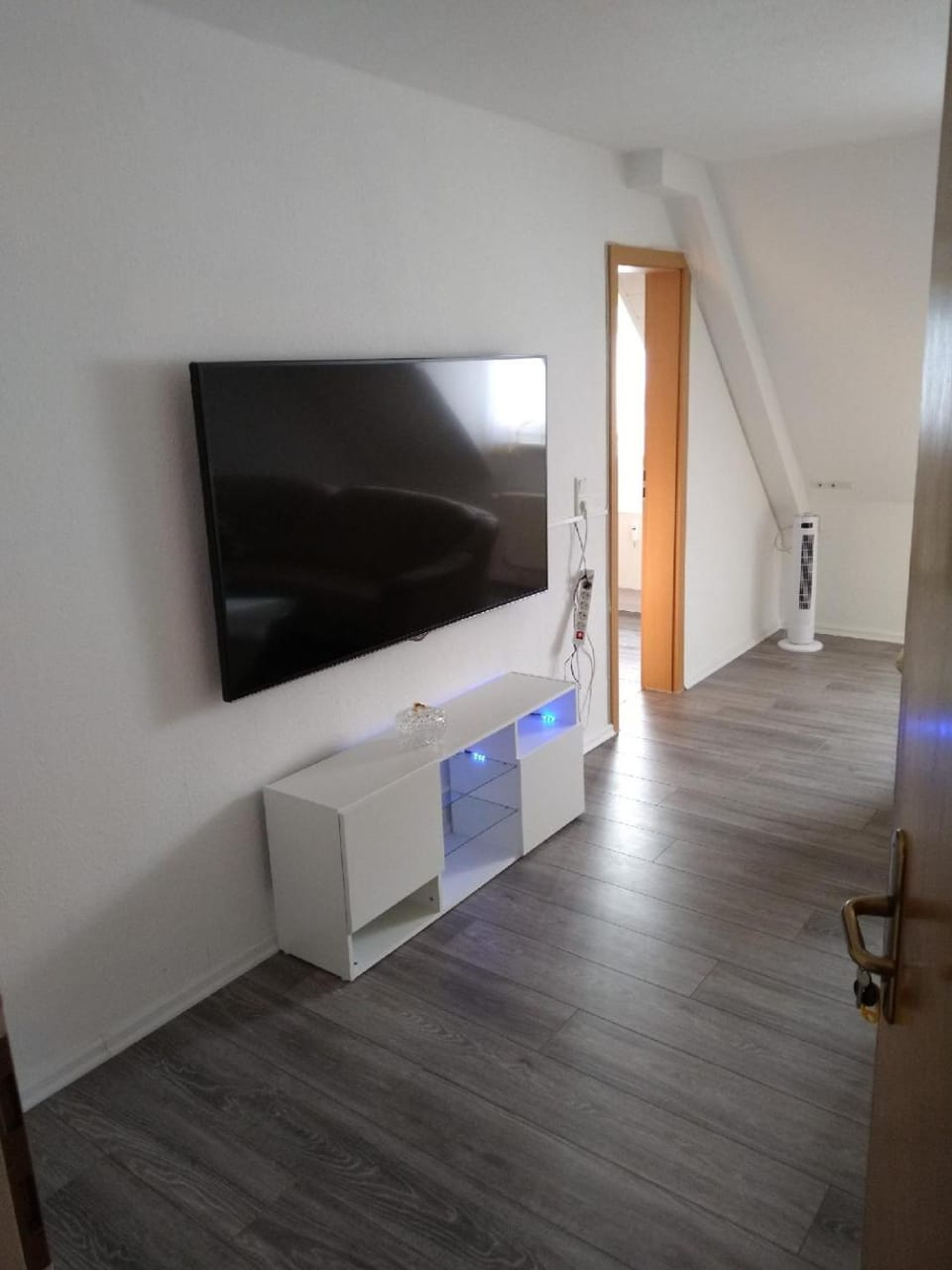 TV and multimedia, Evening entertainment