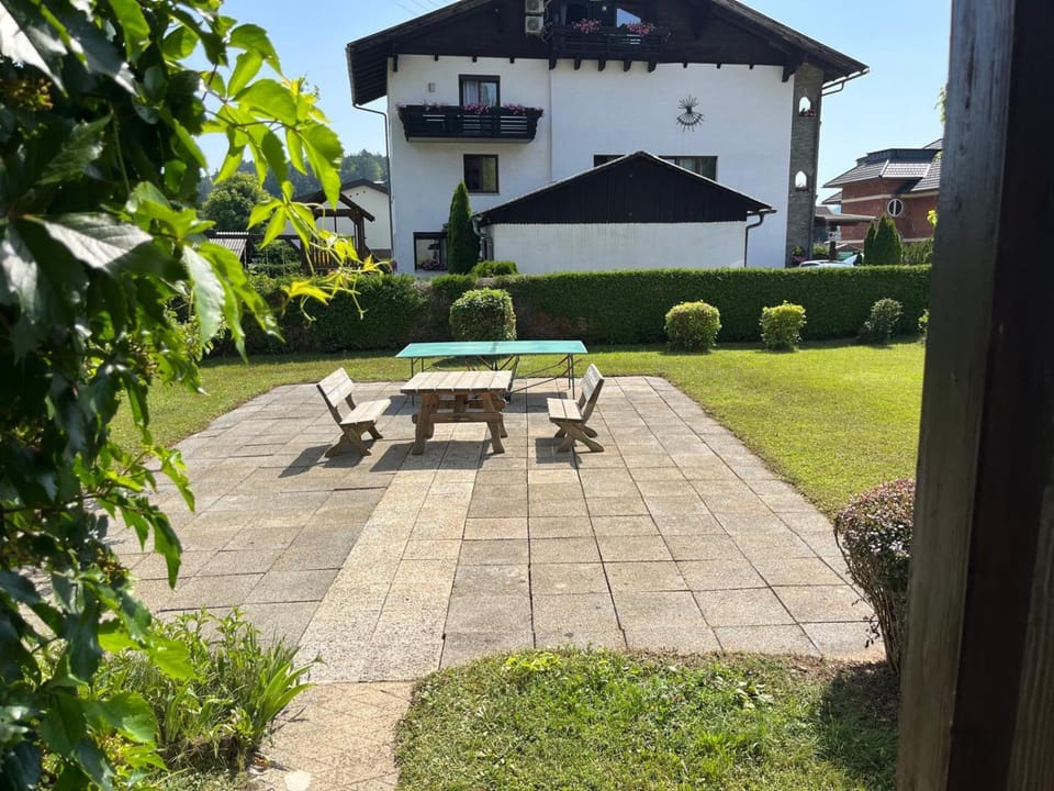 Garden, Garden, Balcony/Terrace, Garden view