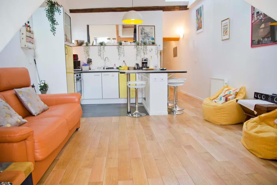 Charming Apt near Pantheon Apartment in Paris