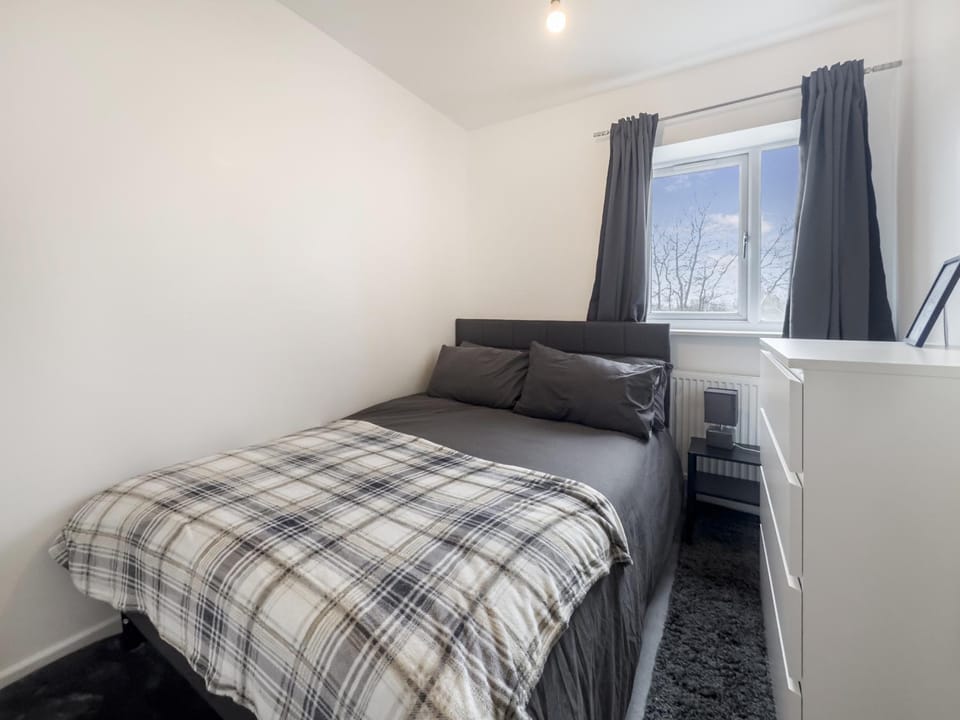 Sleeps 8 with Garden and Pet Friendly House in Ashford