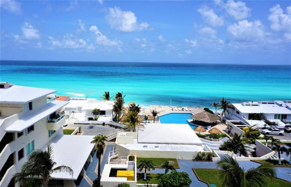 Property building, Day, Natural landscape, Beach, Sea view, Swimming pool