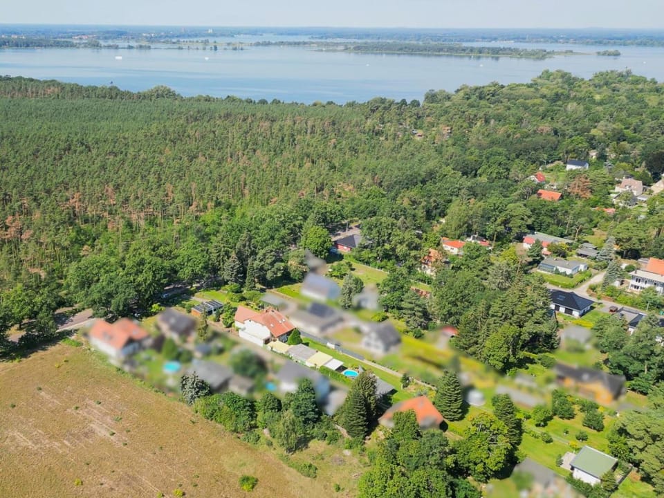 Nearby landmark, Neighbourhood, Natural landscape, Bird's eye view
