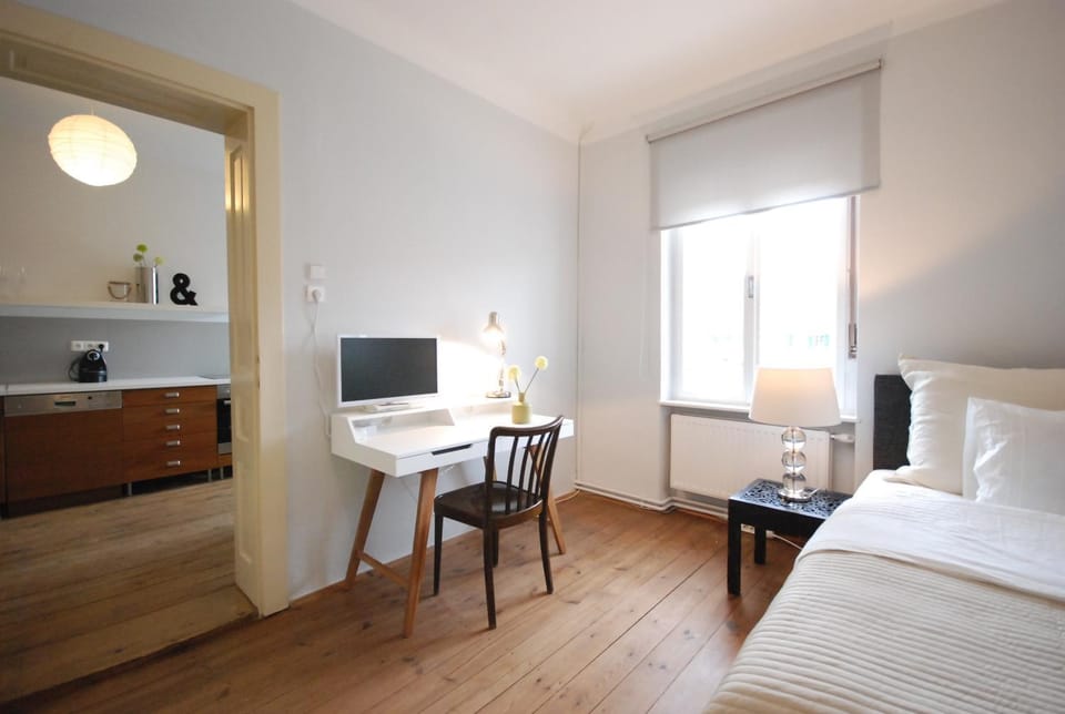 TV and multimedia, Bedroom
