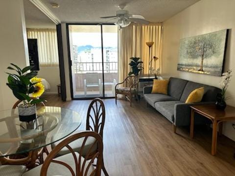 Living room, Seating area, Dining area