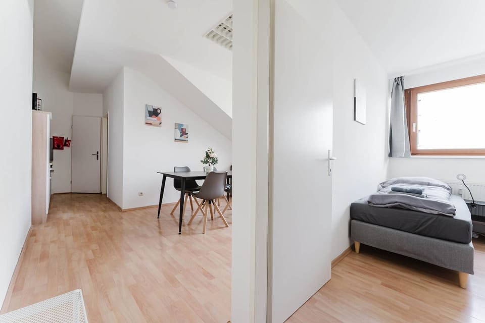Communal lounge/ TV room, Dining area, Bedroom, kitchen