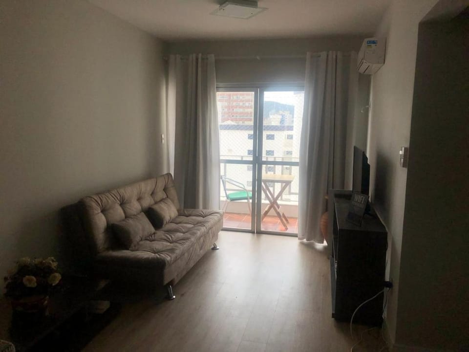 Apartamento 2 quartos 2 banh-Ar-wifi-garage Apartment in Camboriú