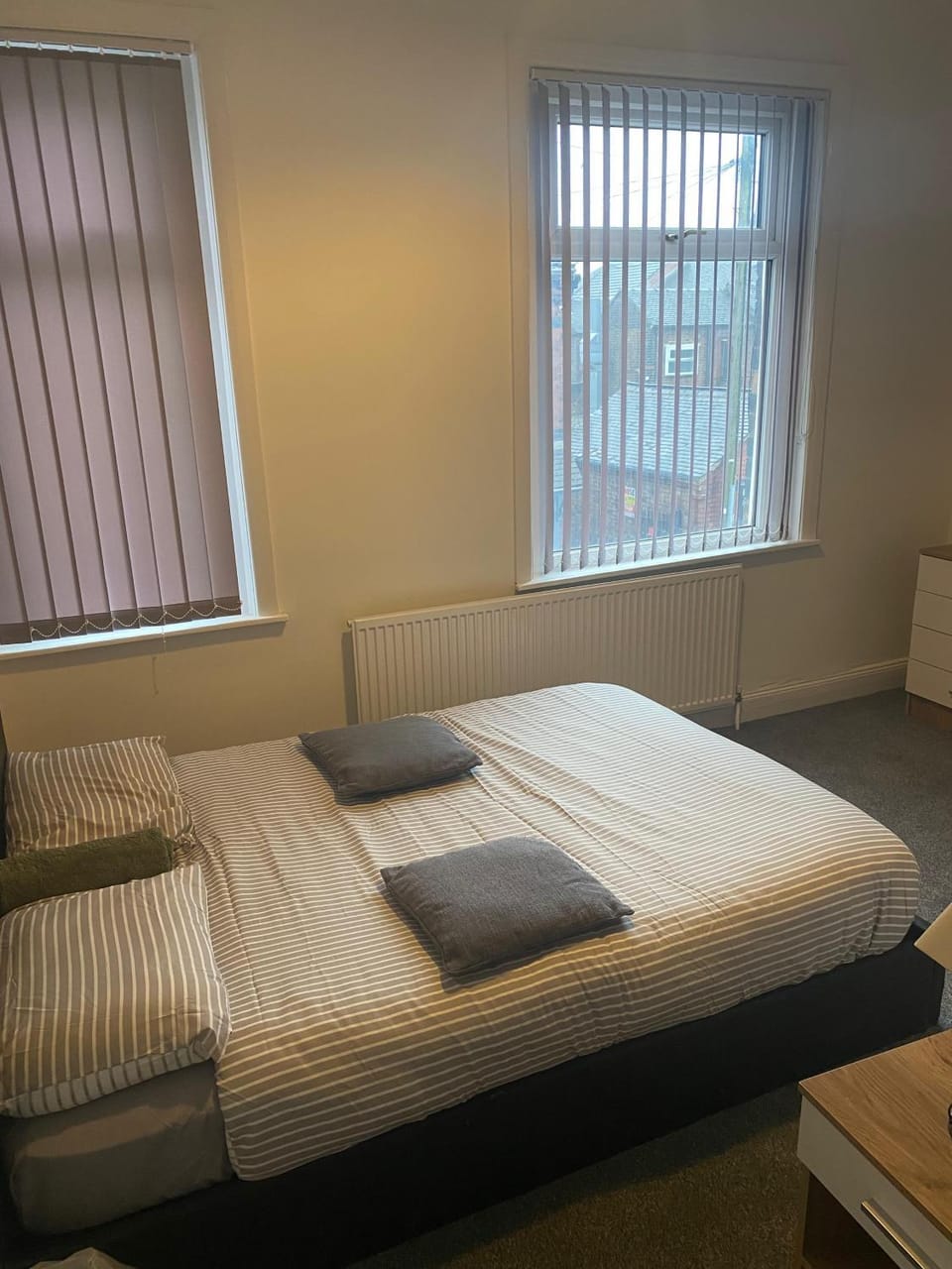 Happy Homes Bed and Breakfast in Stoke-on-Trent