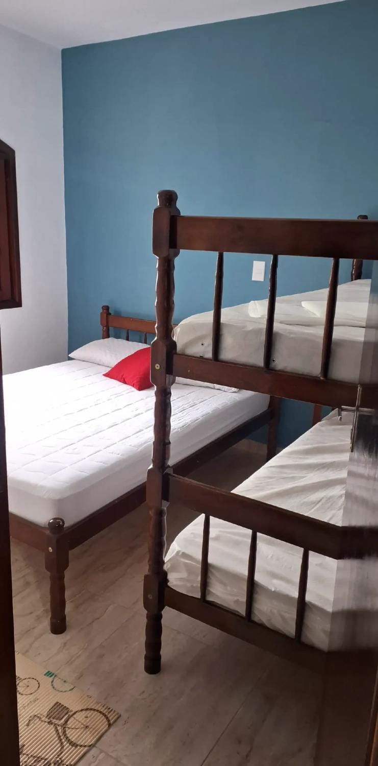 Bed, bunk bed