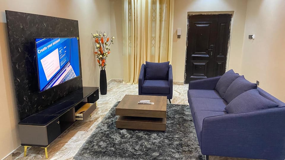 Communal lounge/ TV room, TV and multimedia, Living room, Seating area