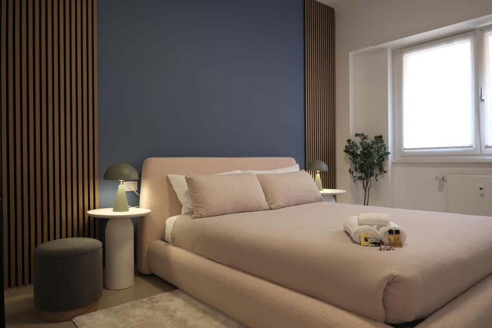 La Boutique - 2 min walk to Bernina Express Apartment in Province of Brescia