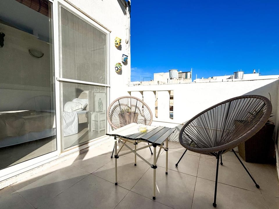 Patio, Day, View (from property/room), Balcony/Terrace, Seating area