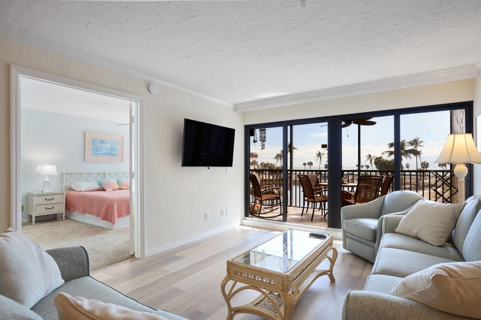 Pointe Santo C27 - Gorgeous Gulf Front Residence at Pointe Santo House in Sanibel Island