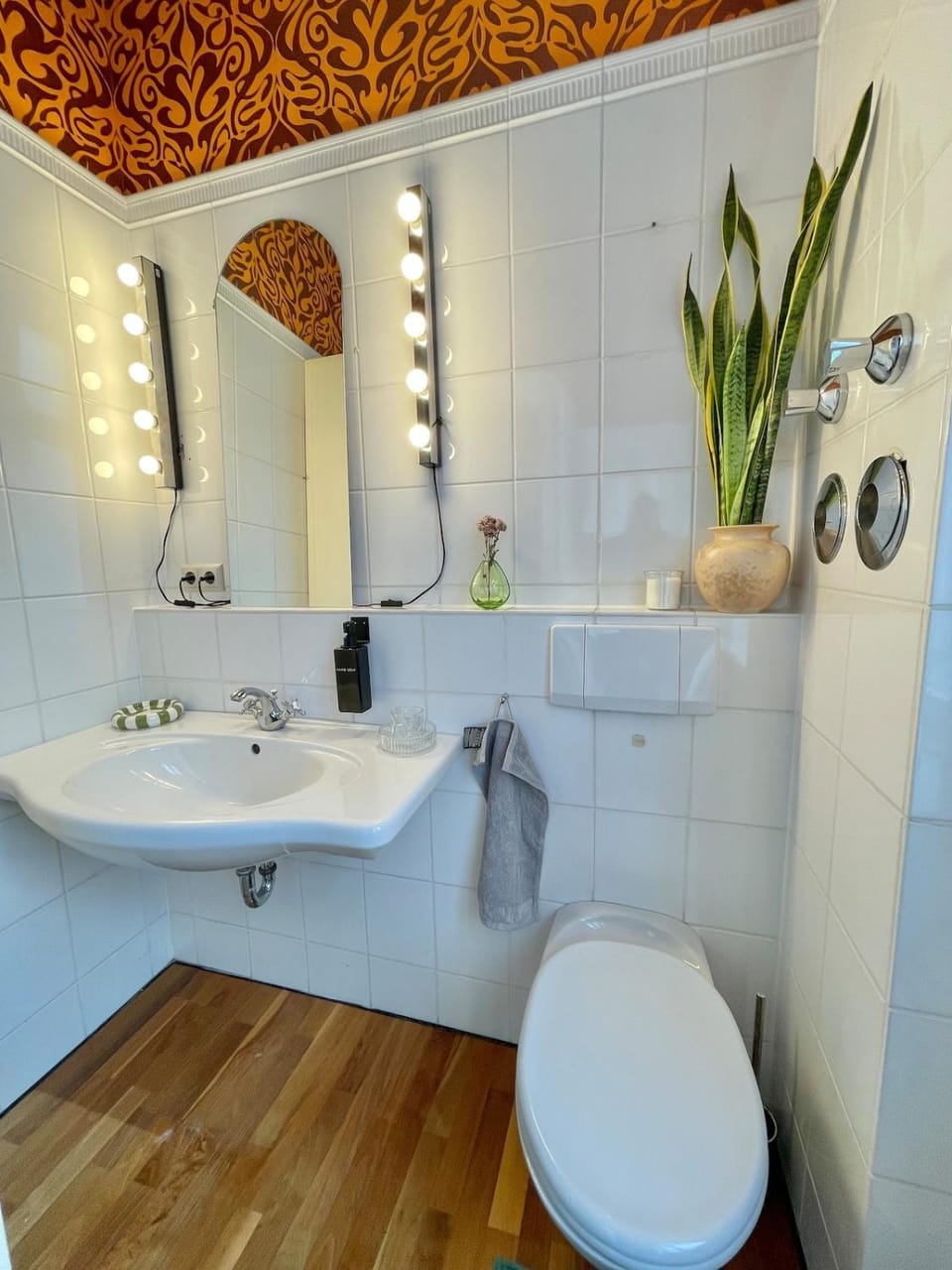 Cozy apartment in historic villa Apartment in Wiesbaden