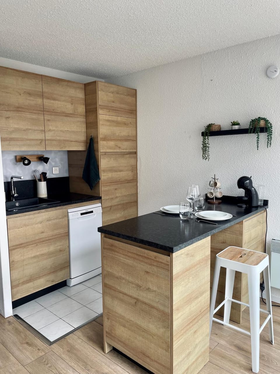 Coffee/tea facilities, Kitchen or kitchenette, Dining area, pet friendly, stove, toaster