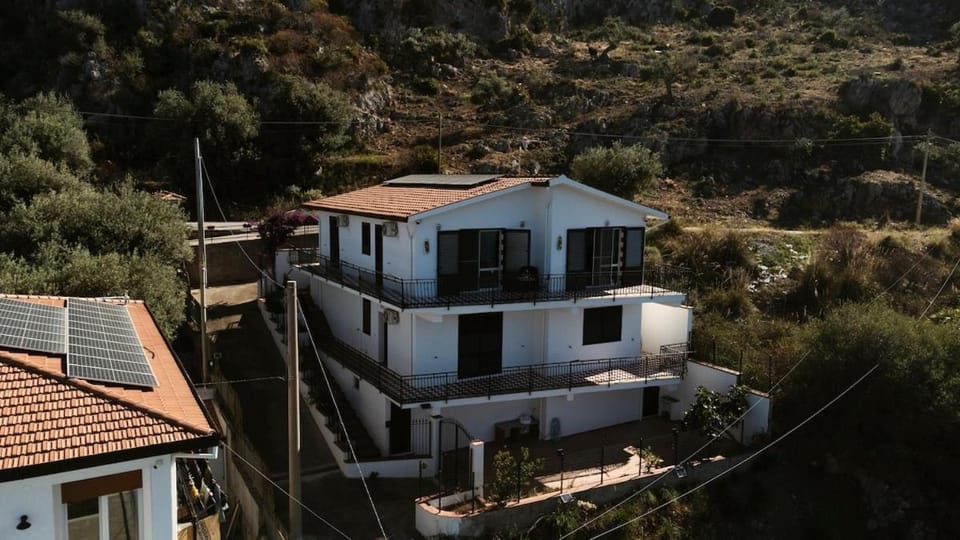 Trabia Villa Bedda Mia B Apartment in Sicily