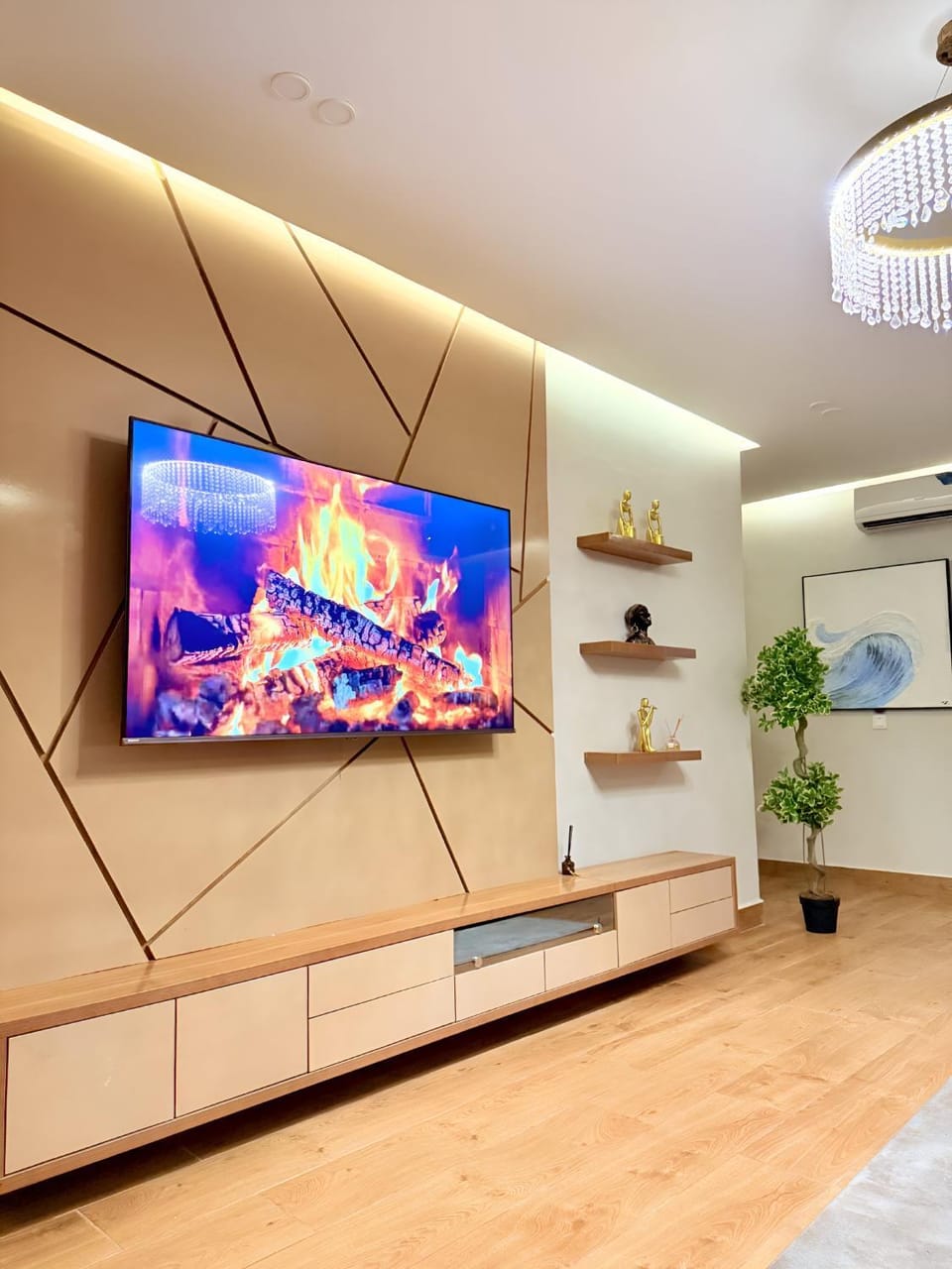 Communal lounge/ TV room, TV and multimedia
