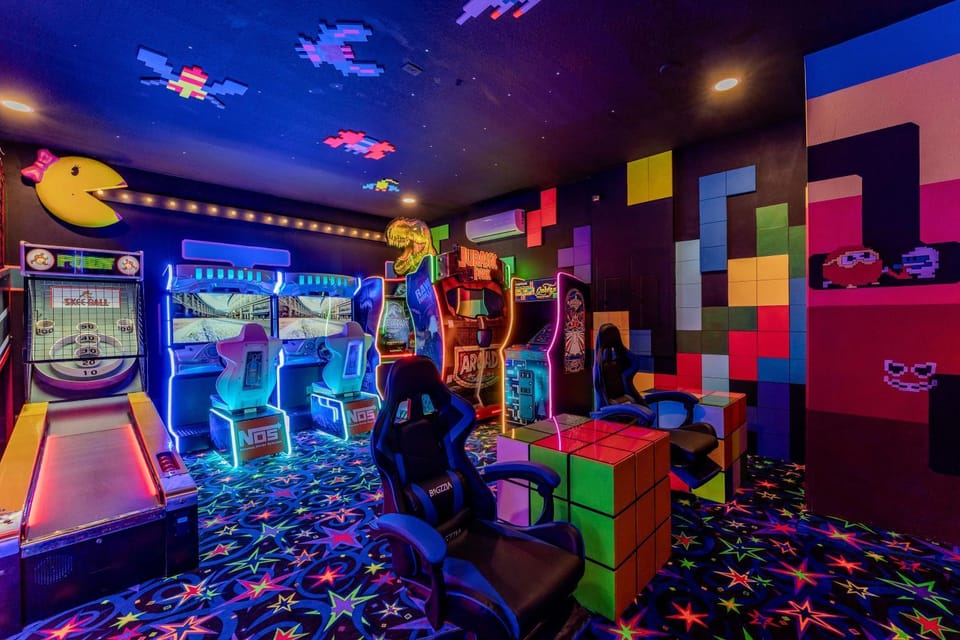 Communal lounge/ TV room, Game Room, Evening entertainment