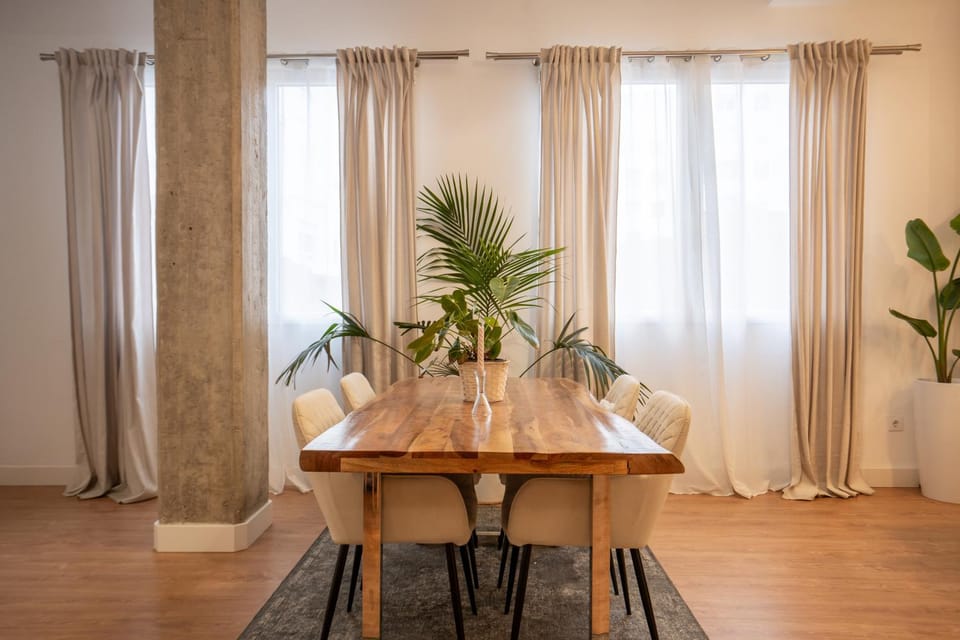 Habitación con Terraza y Baño Privado y Comodidades Compartidas Vacation rental in Valencia