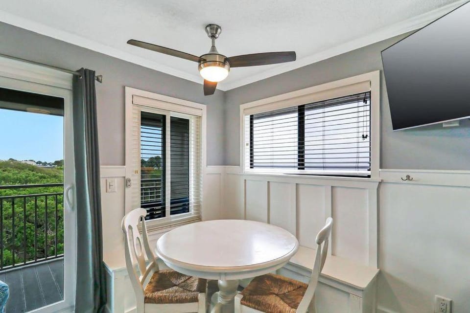 Carolina Beach Club 525 House in South Forest Beach