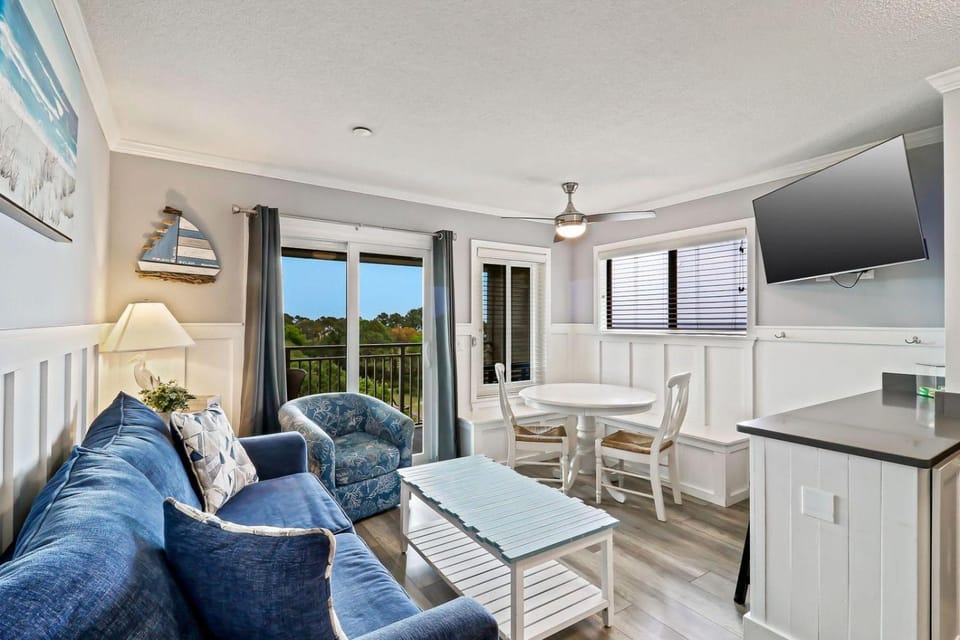 Carolina Beach Club 525 House in South Forest Beach