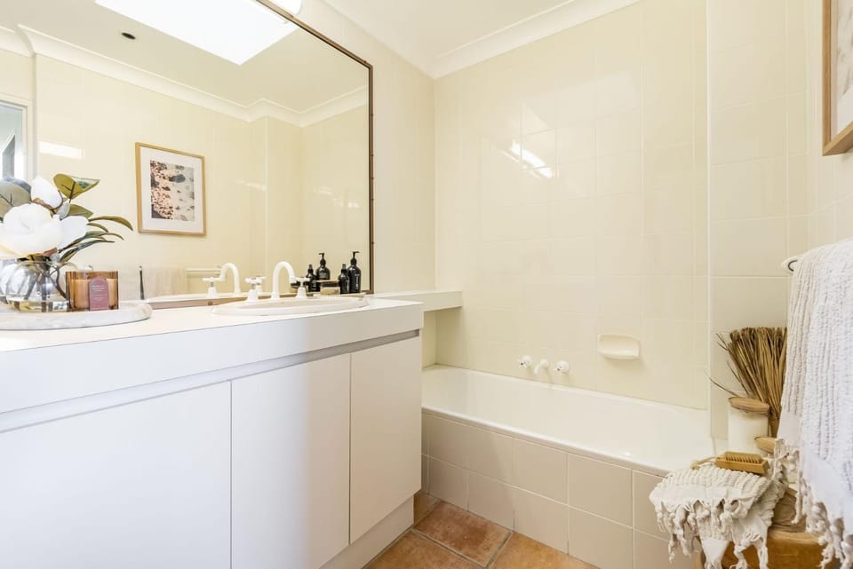 Bathroom, Bath