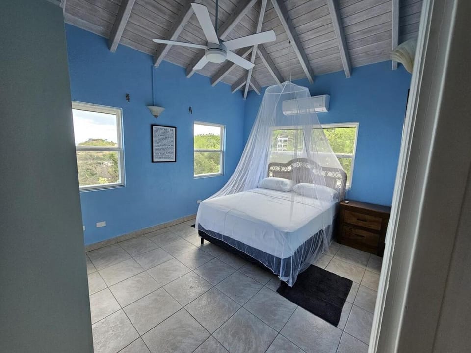 Caribbean Sea View Cottage Apartment in Saint Mary, Antigua and Barbuda