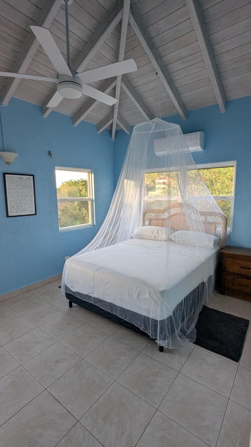Caribbean Sea View Cottage Apartment in Saint Mary, Antigua and Barbuda