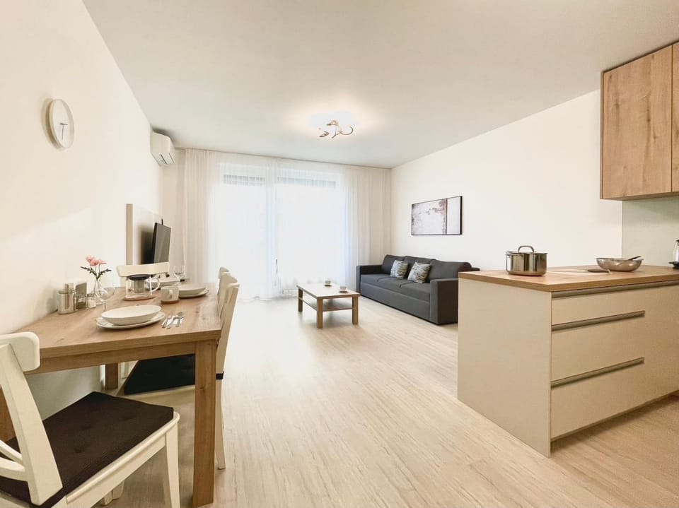 Kitchen or kitchenette, Living room, Dining area