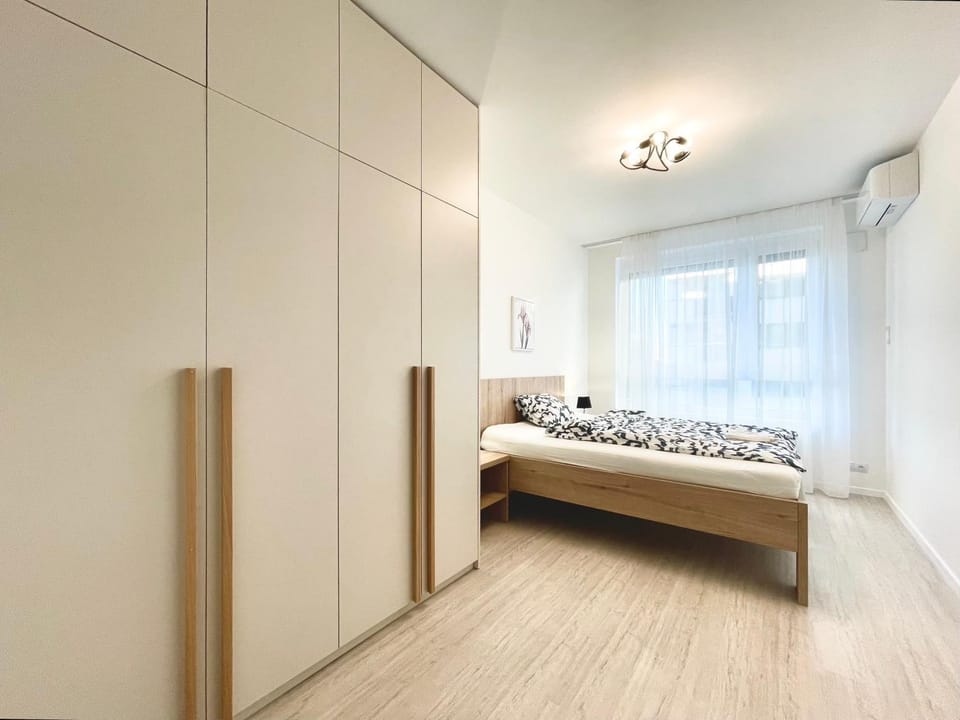 Bed, Bedroom, wardrobe