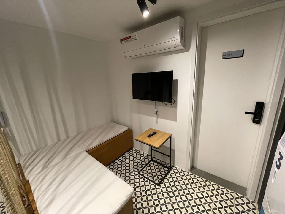 Communal lounge/ TV room, TV and multimedia, Area and facilities