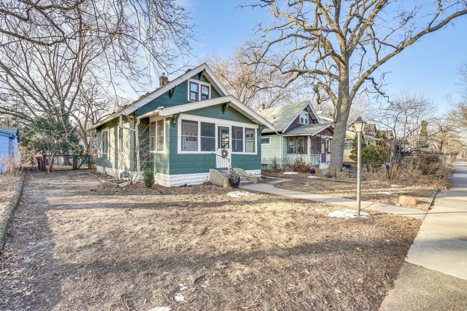 Walk to Beach + Lake Nokomis: Minneapolis Home! House in Minneapolis