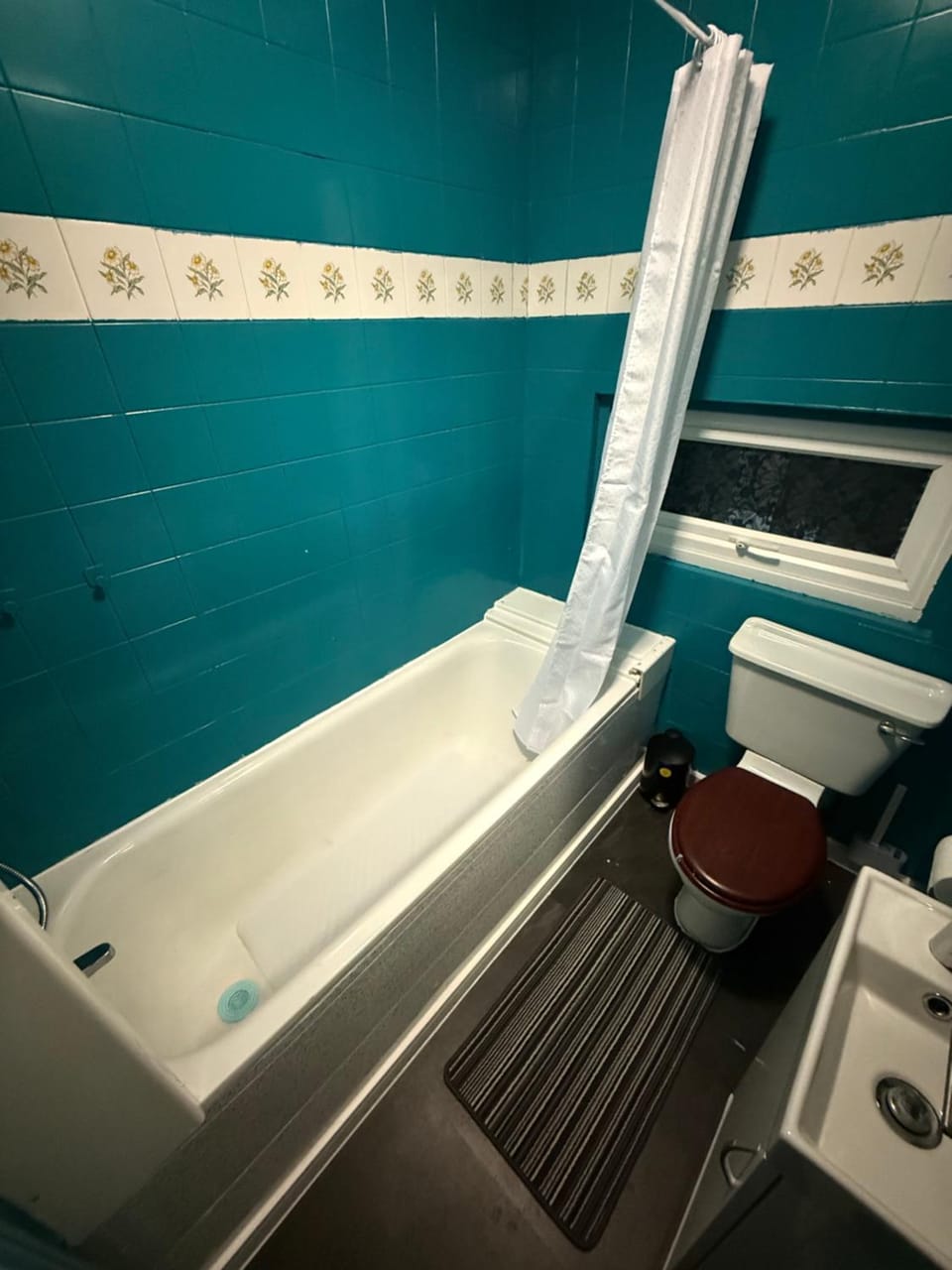 Toilet, Bathroom, Bath