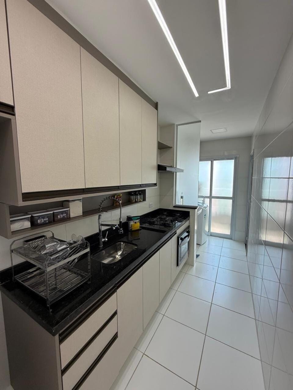 Kitchen or kitchenette, dishwasher
