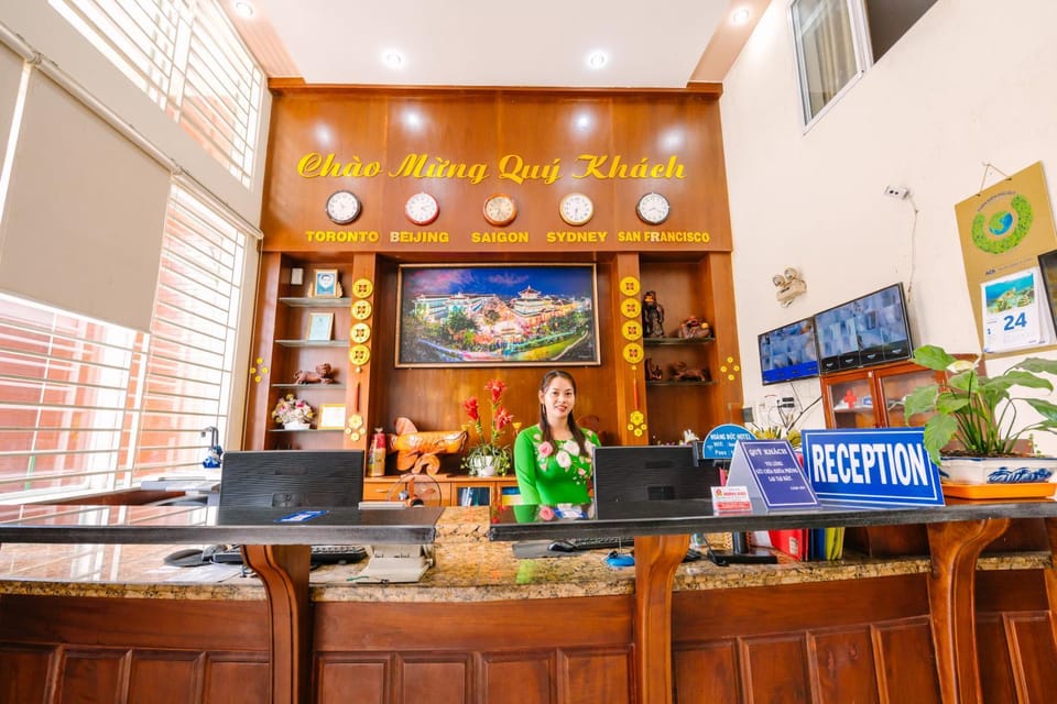 Staff, Lobby or reception