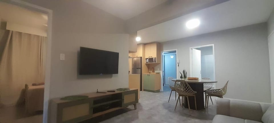 Apto BC 100 metros do mar e roda gigante Apartment in Balneário Camboriú