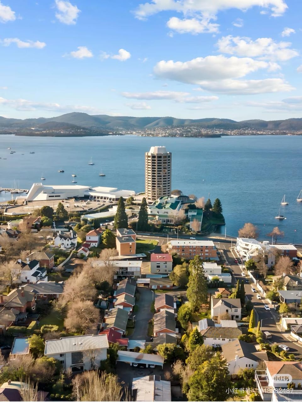 Natural landscape, Sea view, Street view
