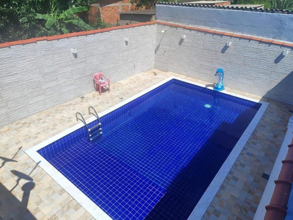 Casa em Peruíbe Com Piscina Churrasqueira House in Peruíbe