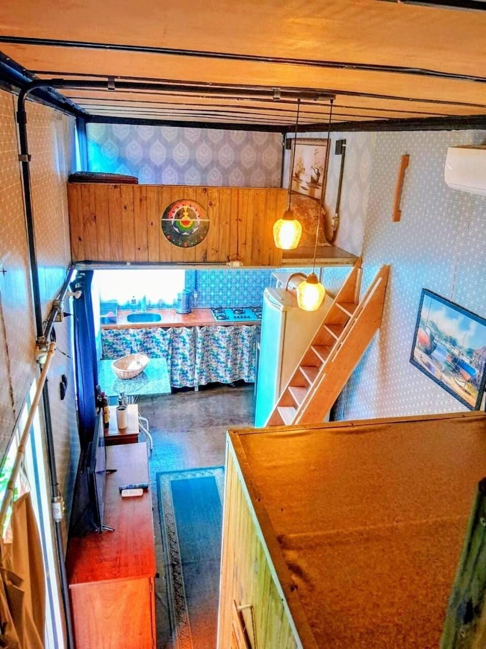 A casa pequena, mas cuidadosamente decorada, oferece um ambiente acolhedor e íntimo, perfeito para relaxar House in State of Rio de Janeiro