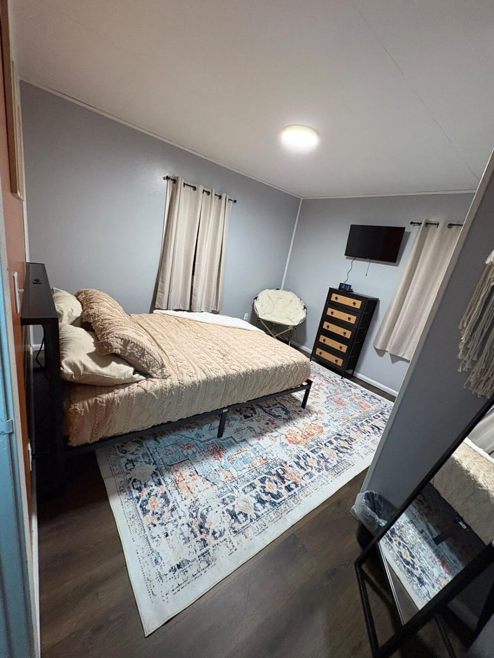 HiddenJewel House in Springfield