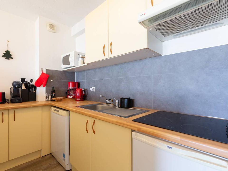 Appartement 8 pers Peyragudes, Wifi, Parking, Navette proche - FR-1-695-66 Apartment in Catalonia