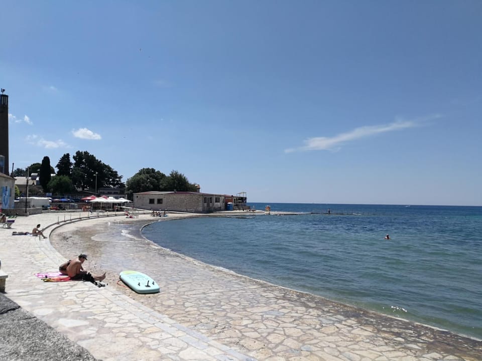Neighbourhood, Natural landscape, Beach