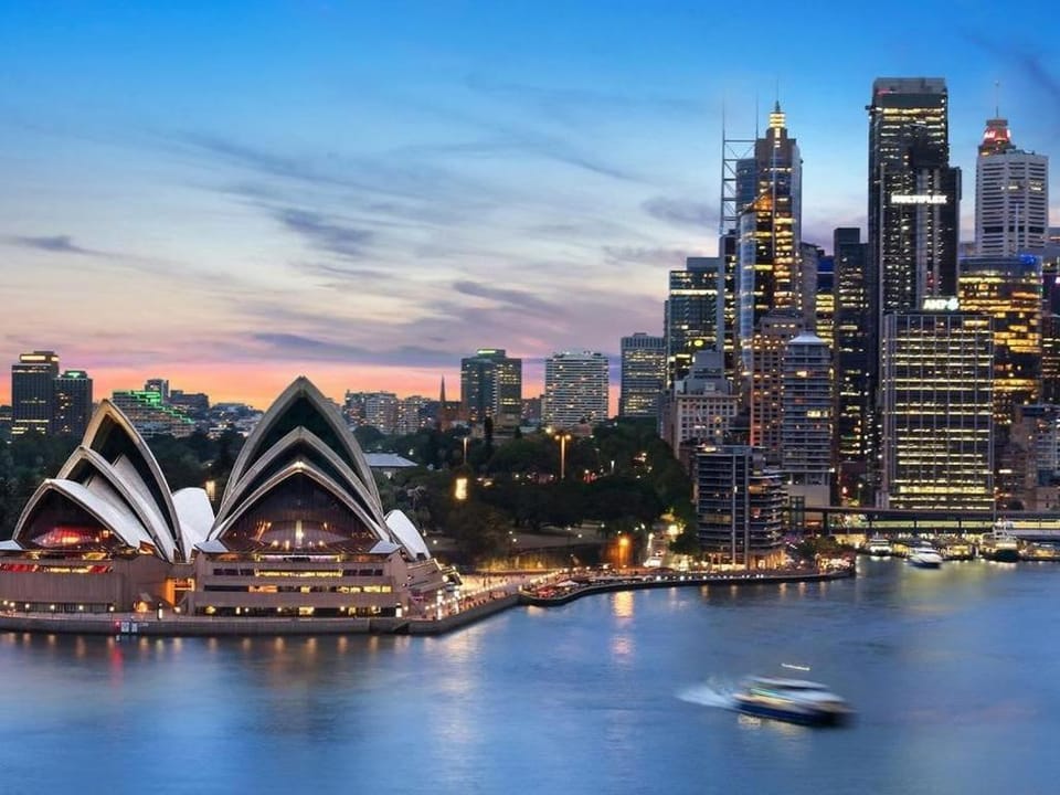 Best Harbour Views & location in Sydney Apartment in Sydney
