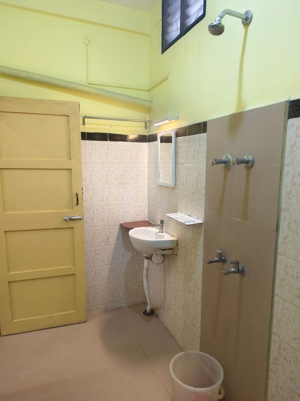 Silver Moon Guest House Bed and Breakfast in Tamil Nadu